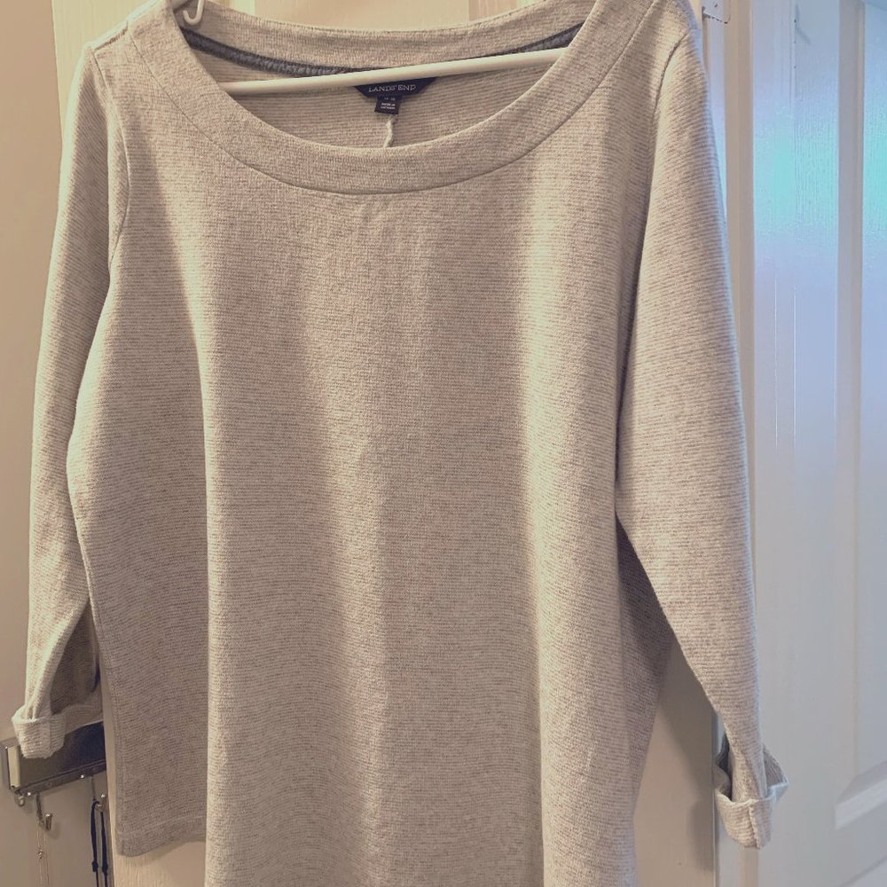 Ladies knit top